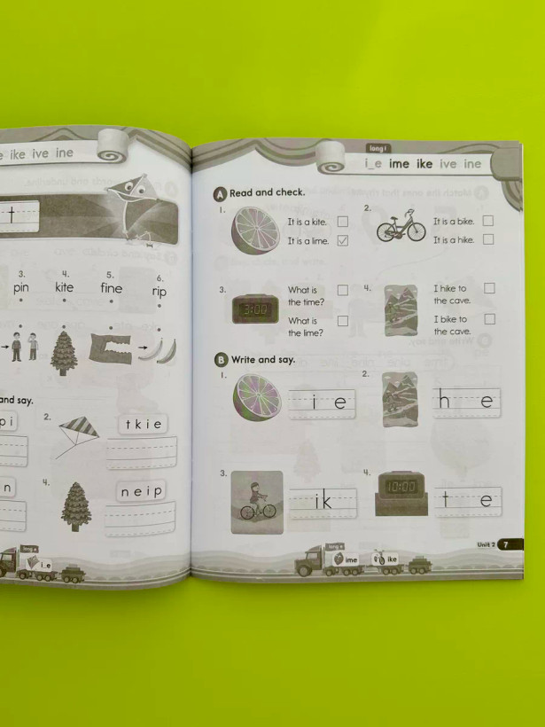 Oxford Phonics World 3